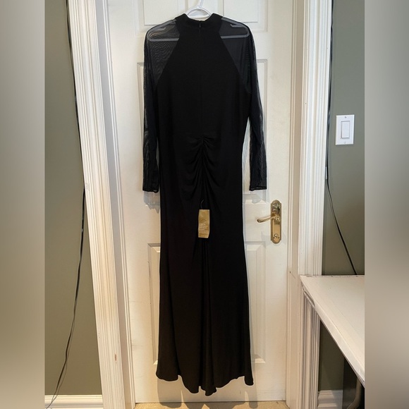 Laura Plus formal black dress with mesh sleeves - Picture 5 of 6